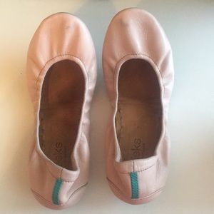 Ballerina Pink Tieks
